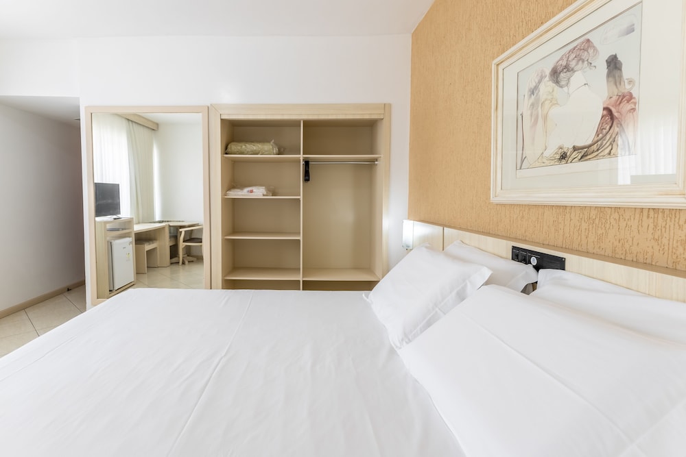 Hotel dos Acores 14/64