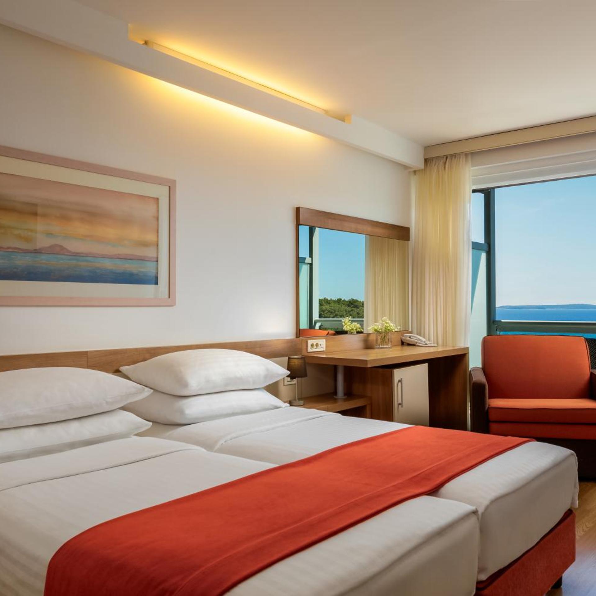 Standard, Twin Beds, with Extra Bed, Sea Side, Balcony