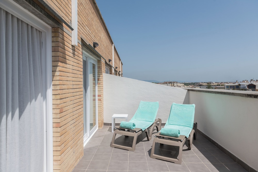 Eurosalou Hotel 44/46