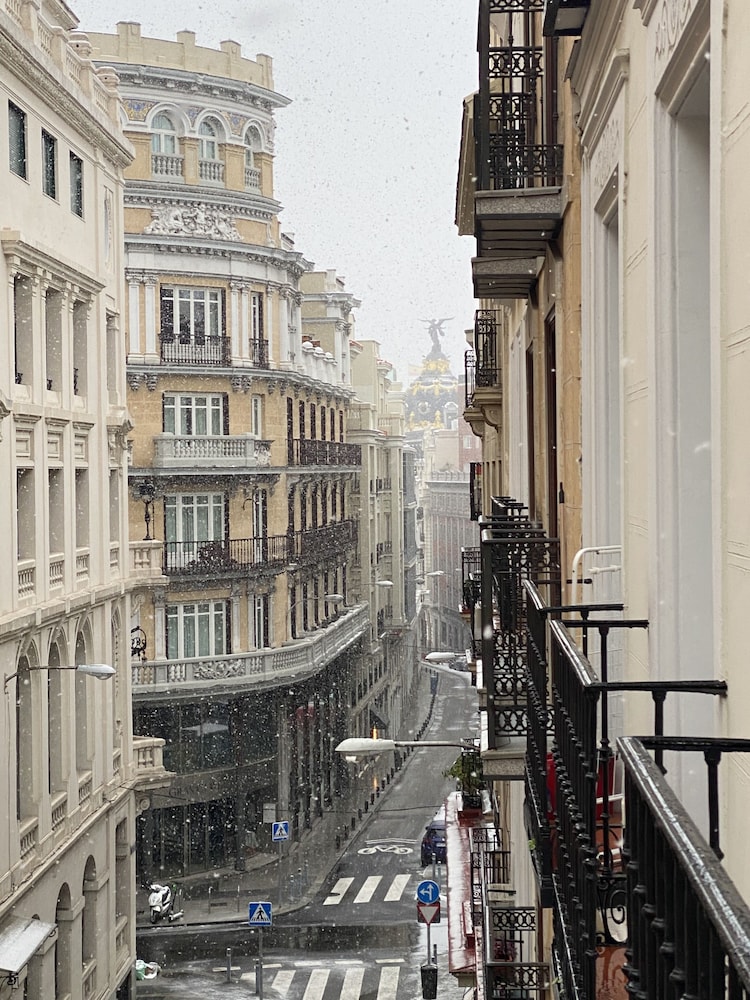 Aspasios Gran Via Apartments 47/56