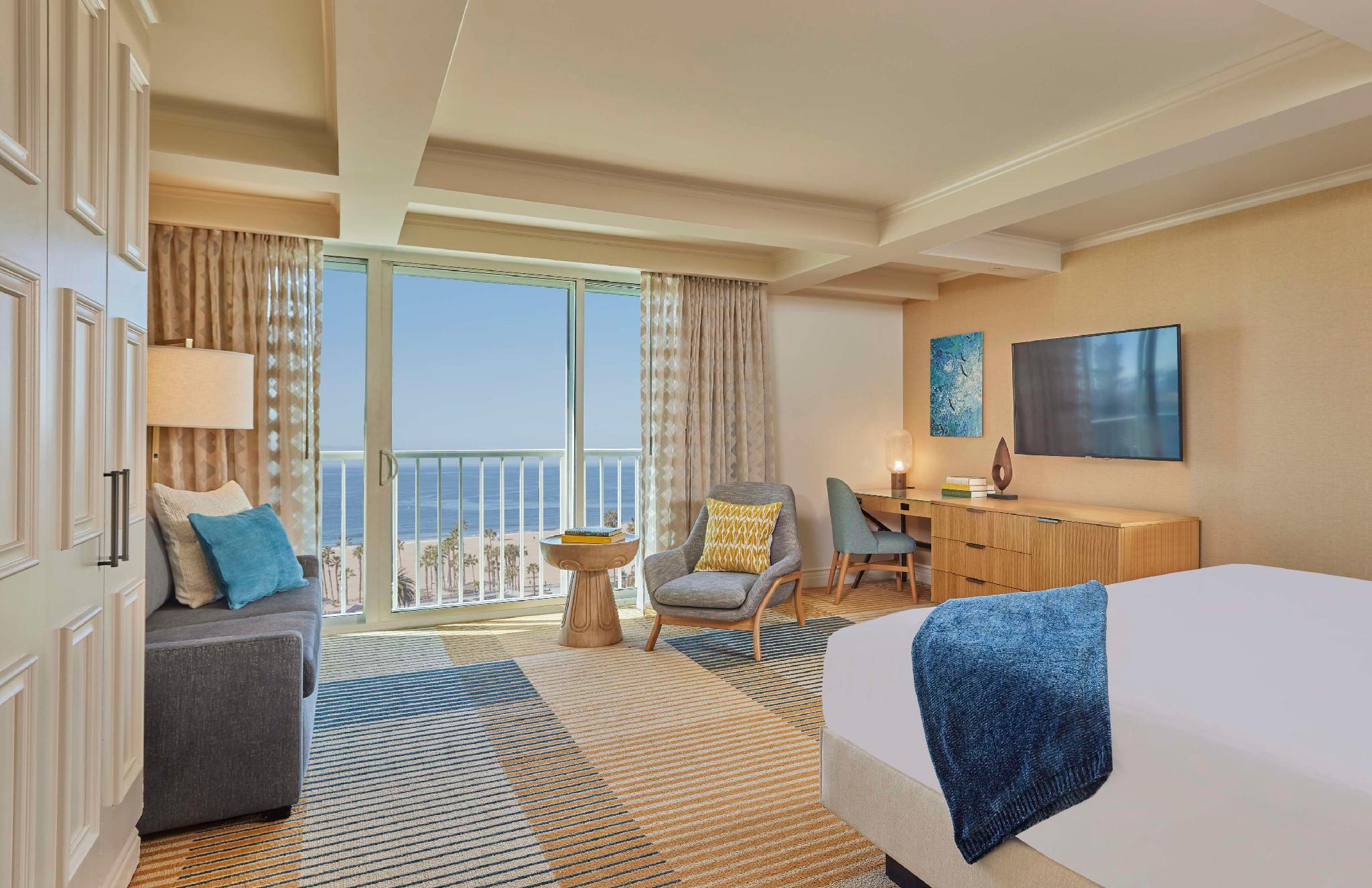 Canary, King Bed, Ocean View