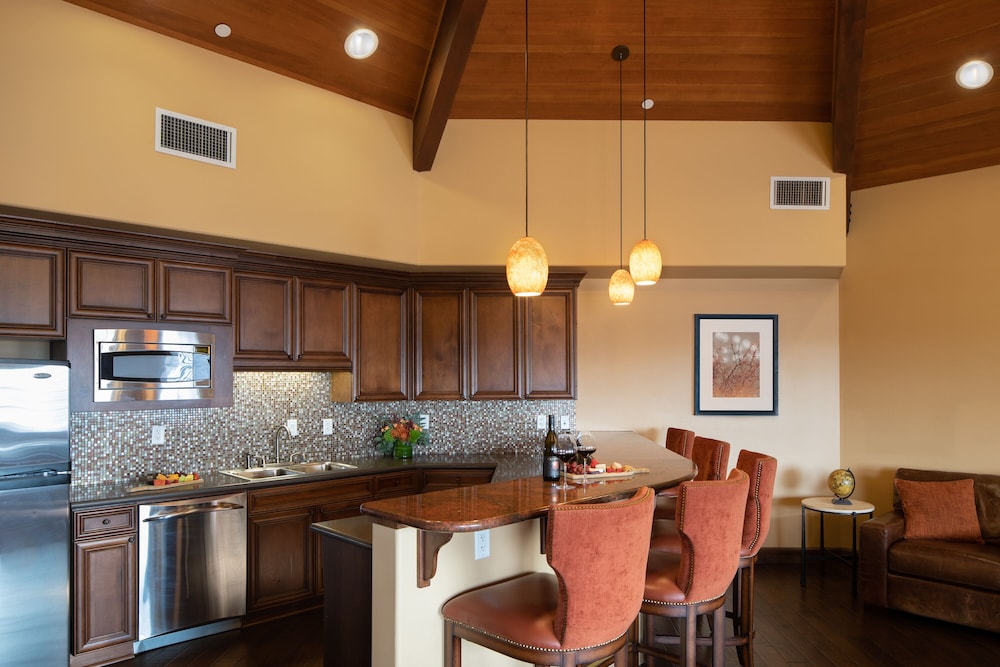 The Meritage Resort And Spa 38/41