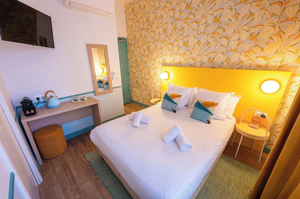 Hotel de Londres 17/50