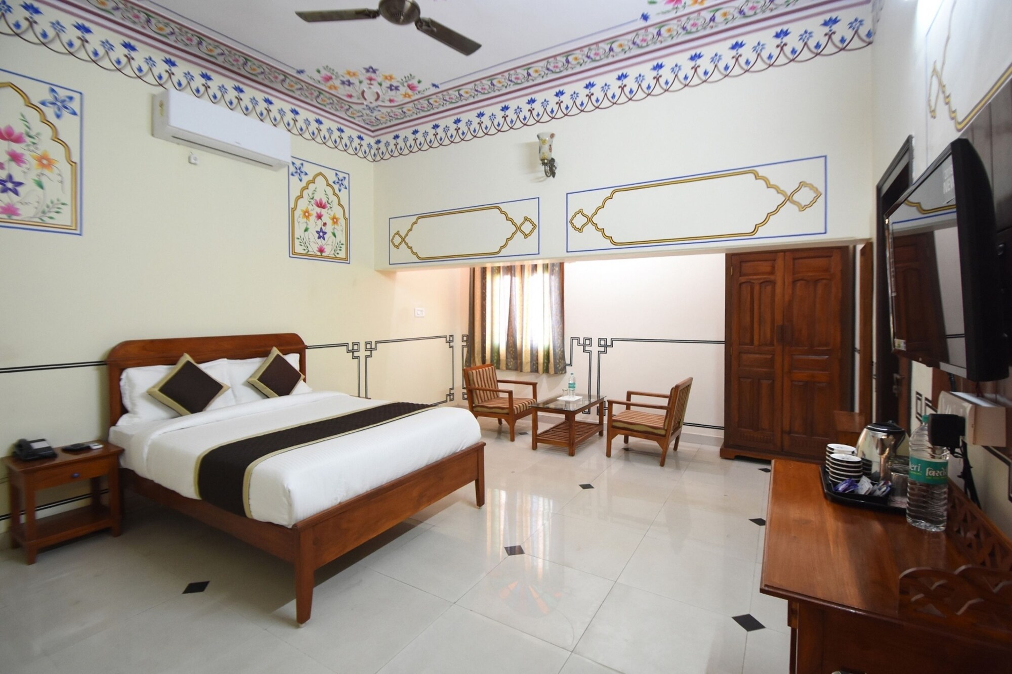 SUPERIOR, DOUBLE BED