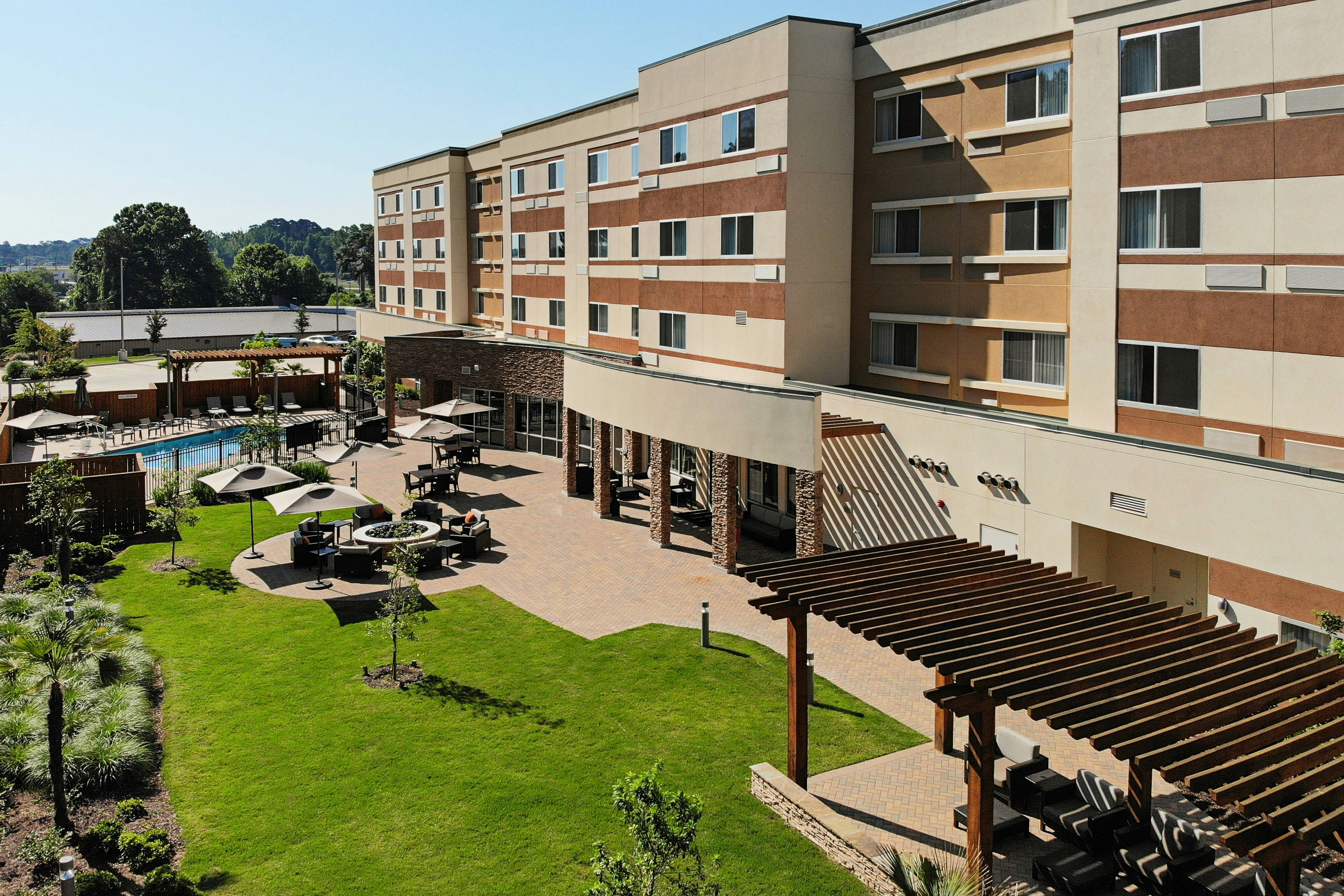 Courtyard By Marriott Ruston 49/52
