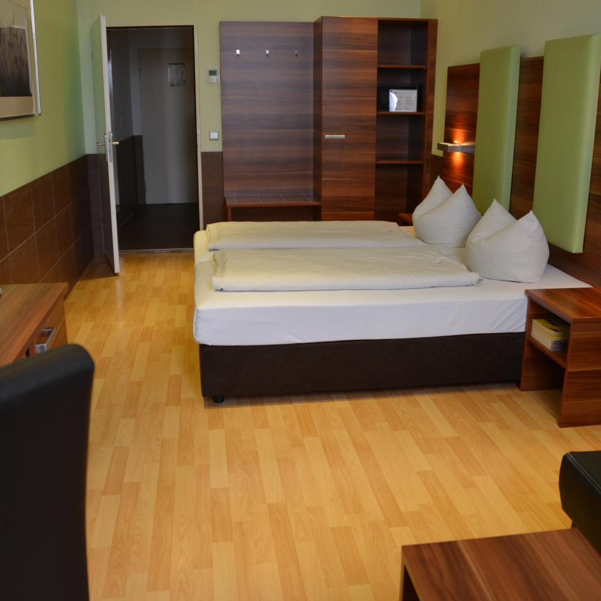 Business, Single, Arthotel Munich 2/10