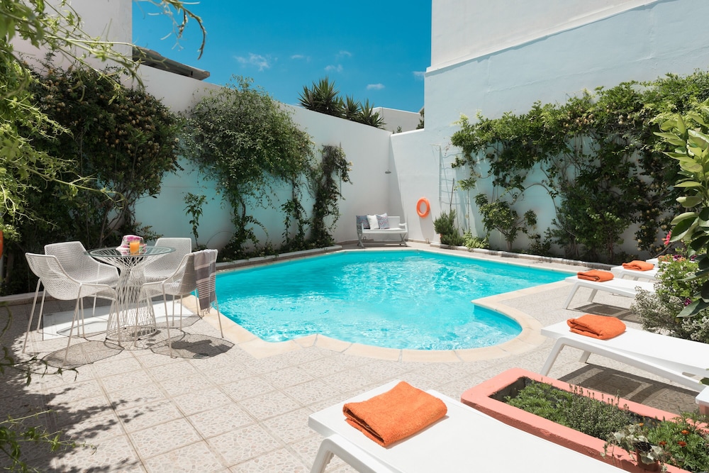 Tinos Resort Hotel 47/50