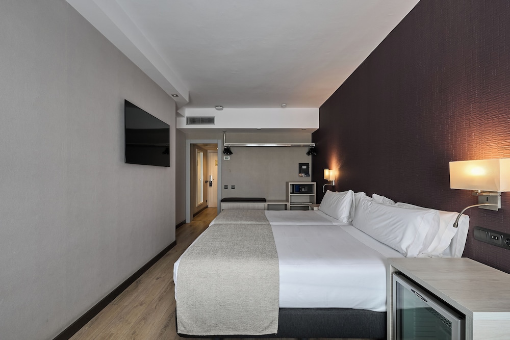 Catalonia Atenas Hotel 10/71