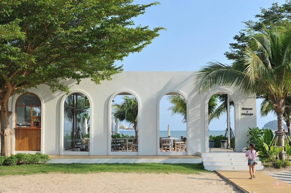 Kalla Pangha Resort 64/73