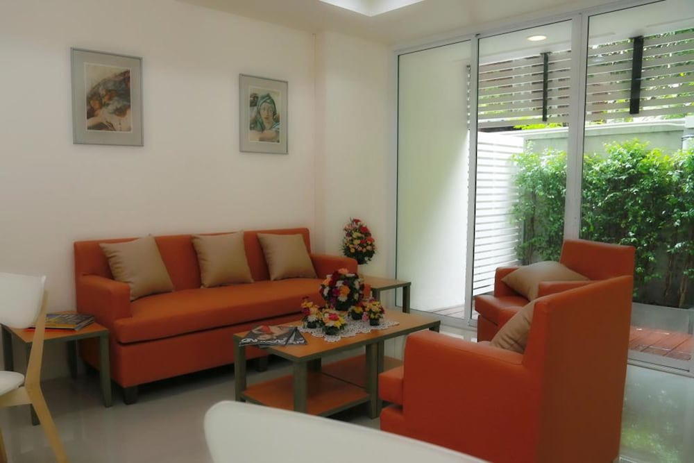 Sasi Place 36/65