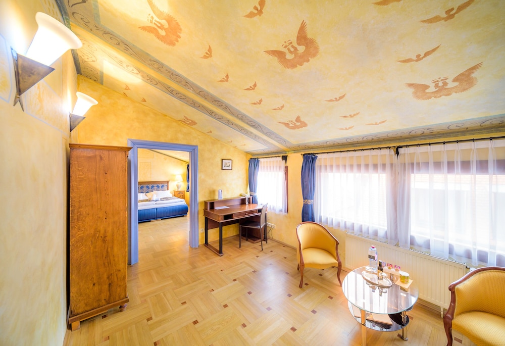 ELITE HOTEL 31/50
