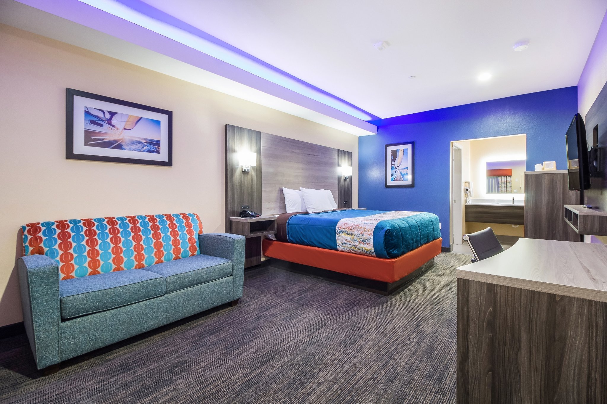 Scottish Inns and Suites Willowbrook 10/25