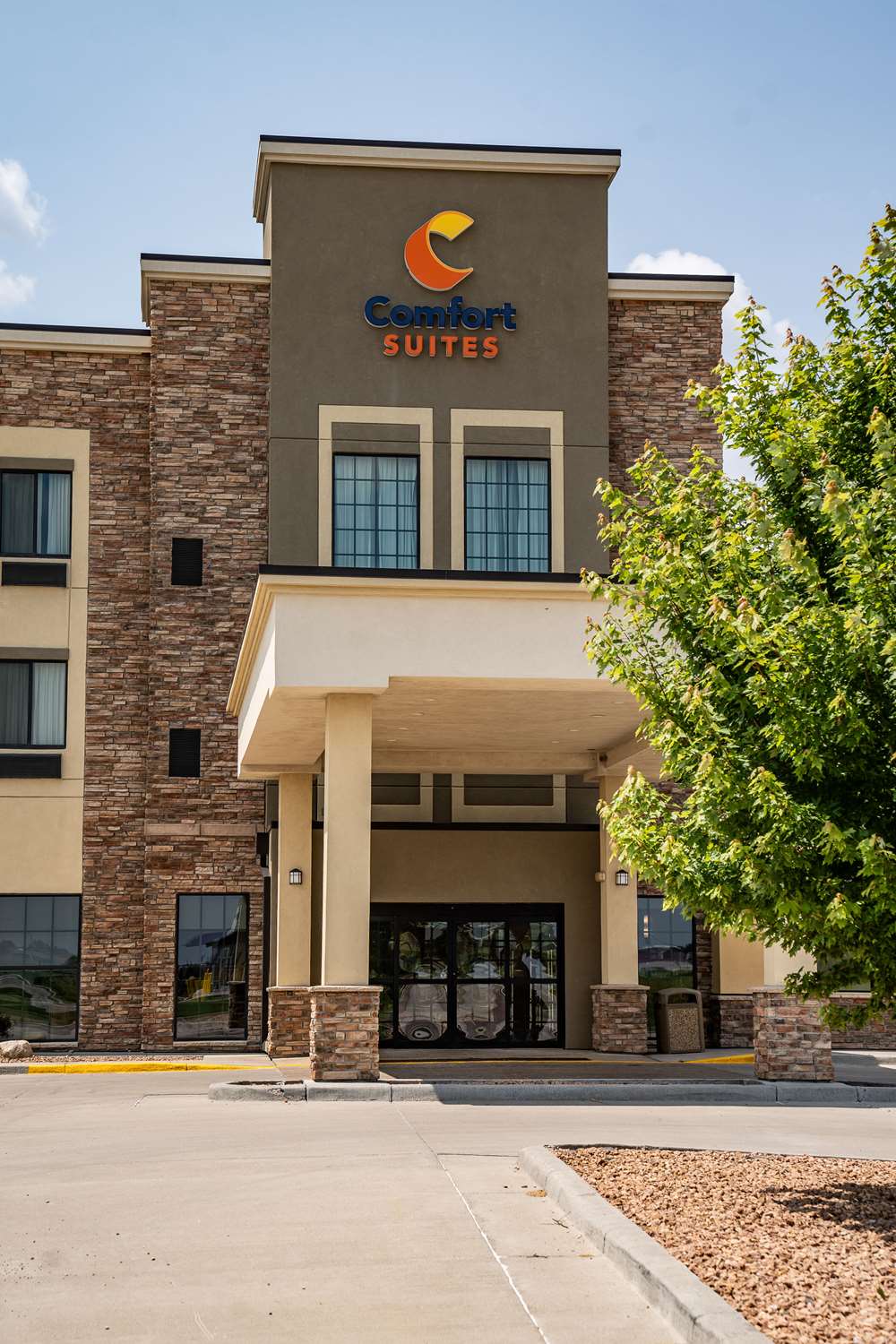 Comfort Suites Brookings near University 49/51