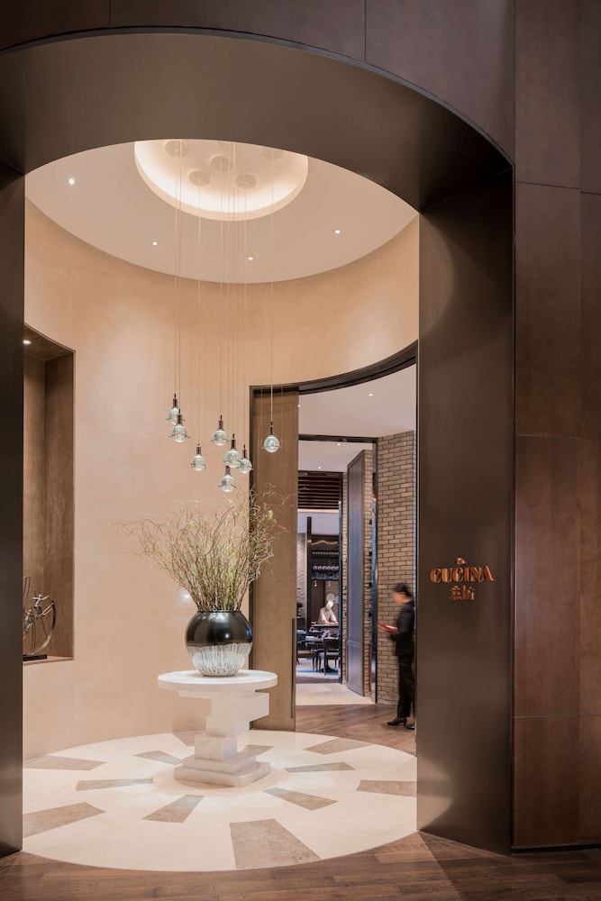 Hyatt Regency Fuzhou Cangshan 13/73
