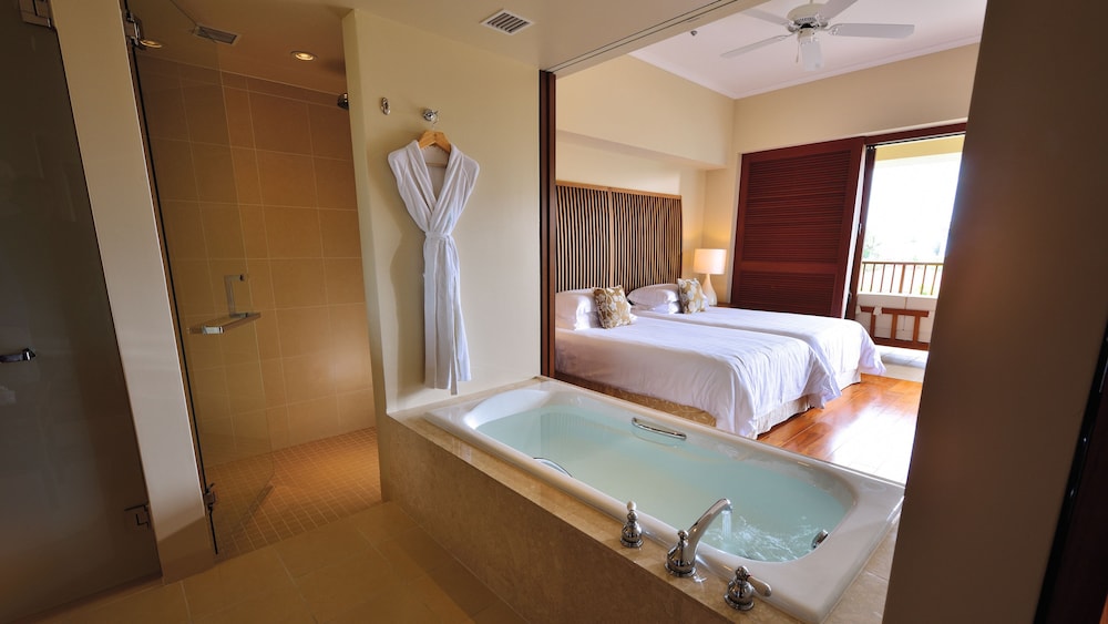 The Terrace Club Wellness Thalasso At Busena, an SLH Hotel 55/57