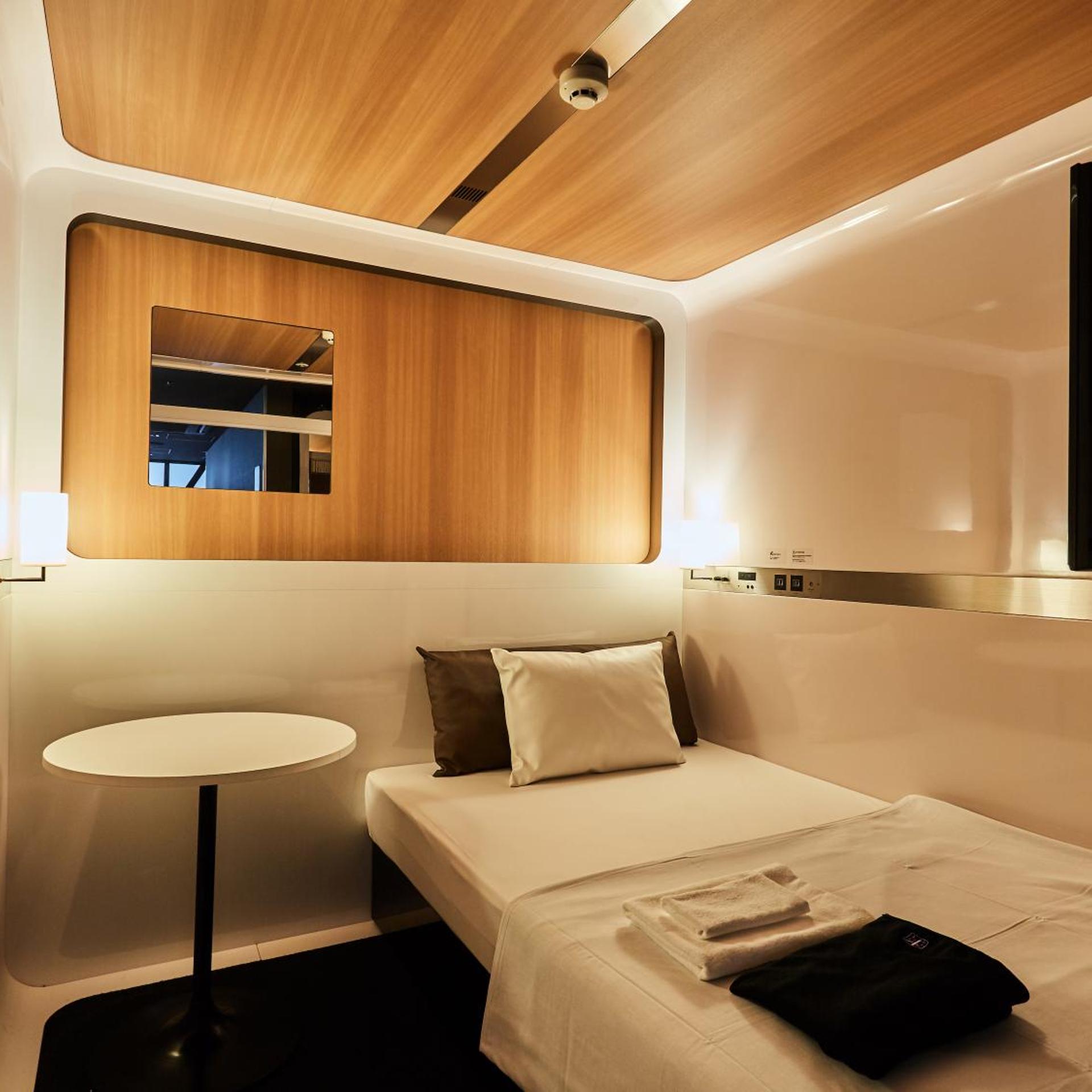 First Cabin Nishi Umeda 11/66