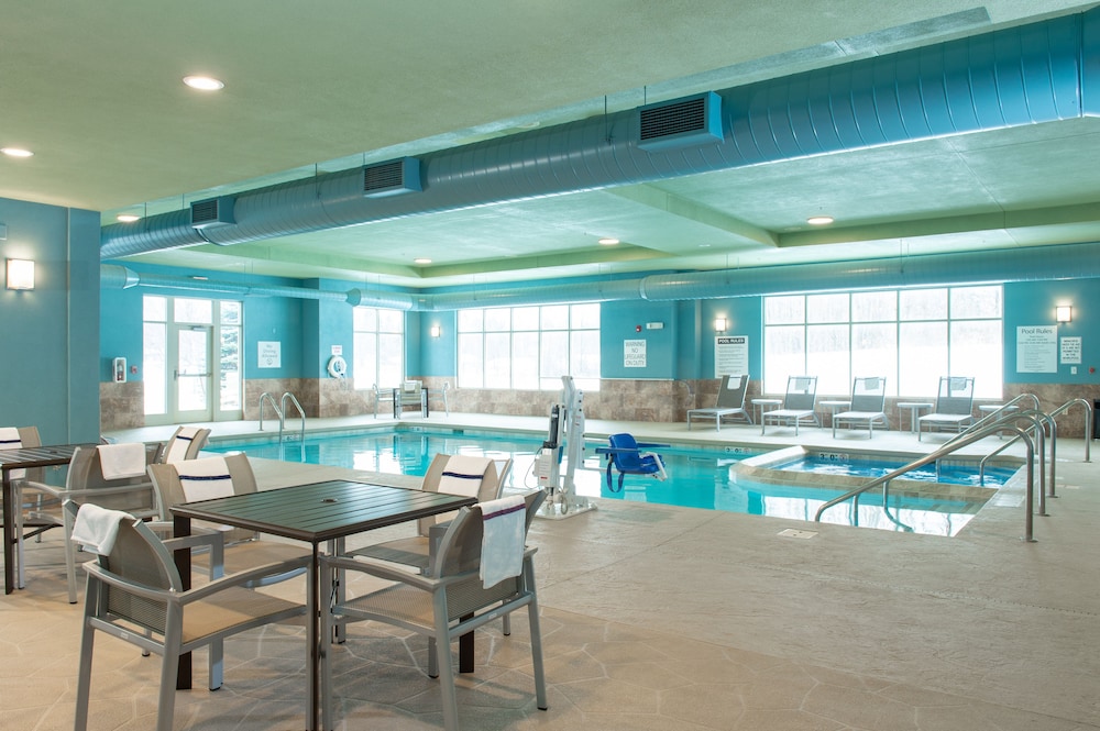 Holiday Inn Express Hotel & Suites Wausau 35/45
