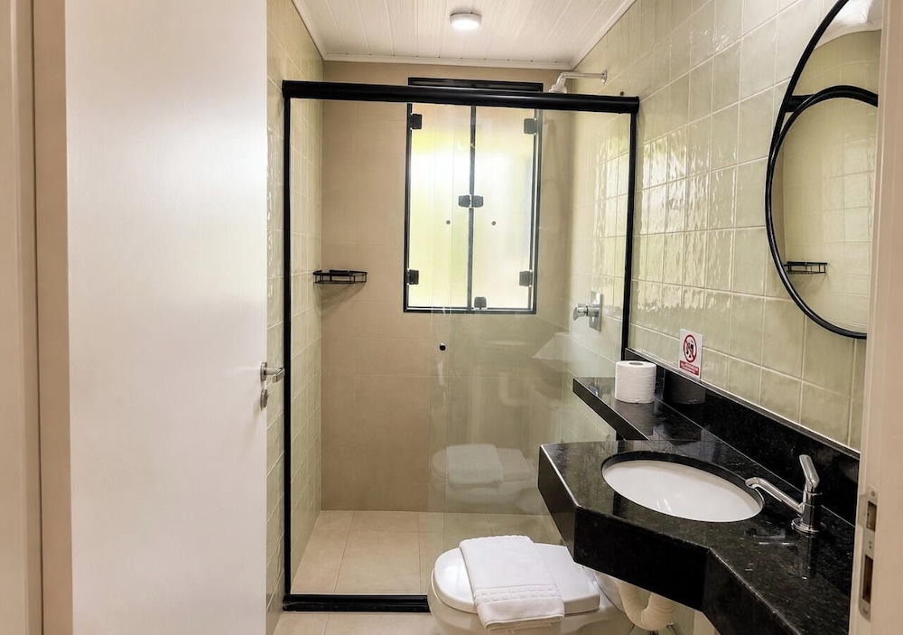 Casa Encantada Hotel & Suites 55/59