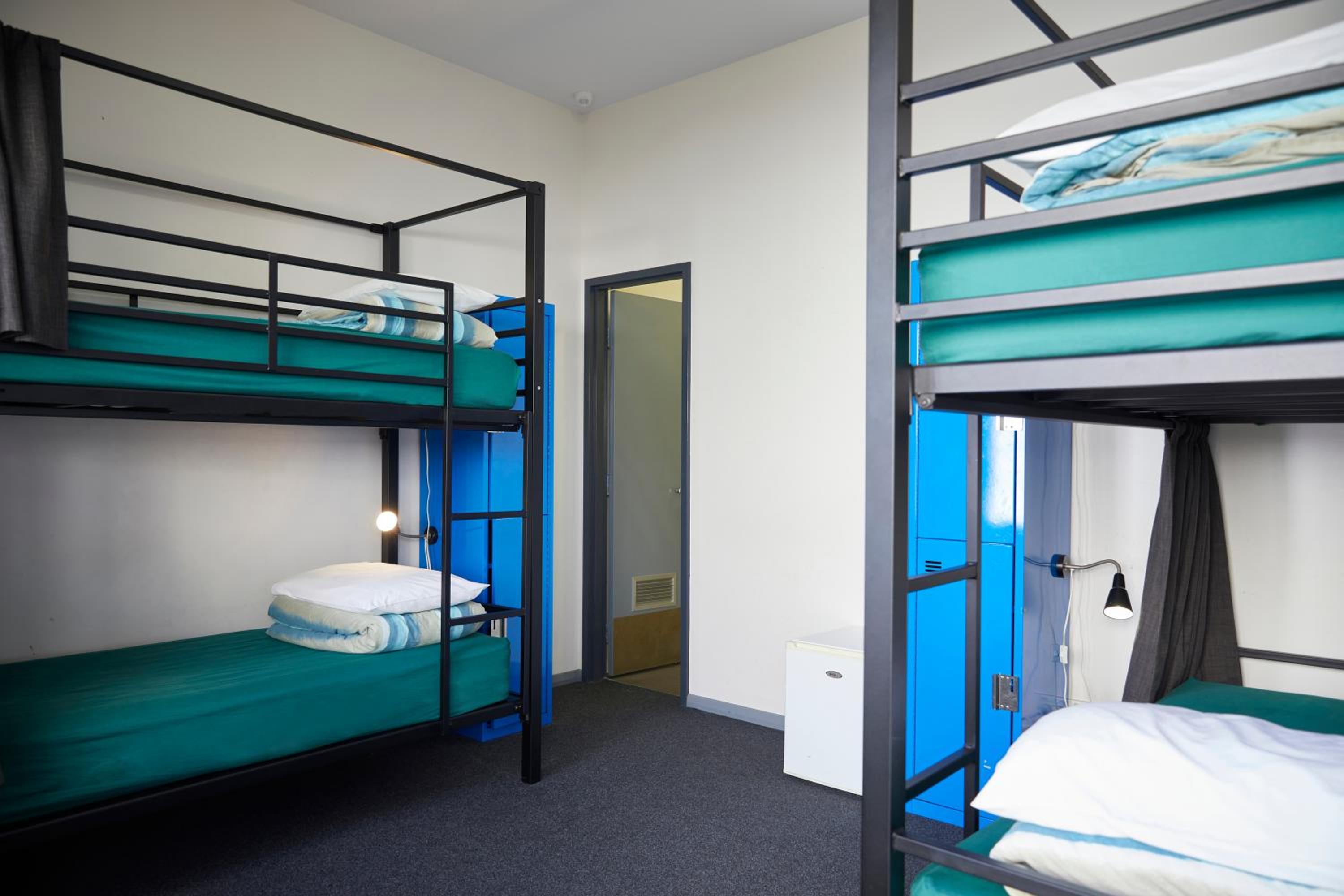 MIXED DORM, 4 BEDS