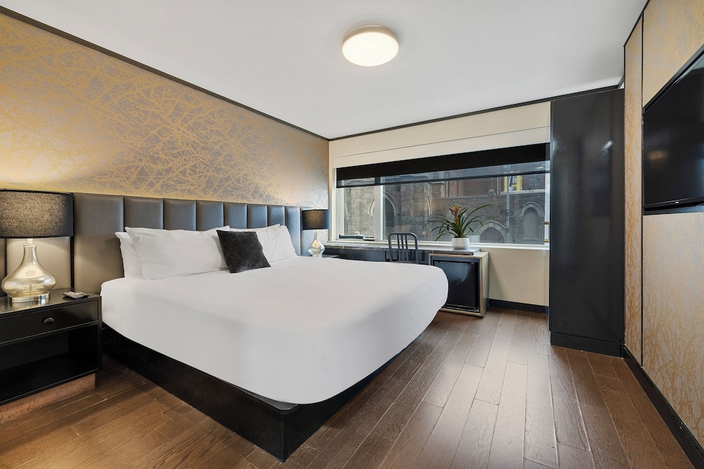 Hudson Yards Hotel 11/50