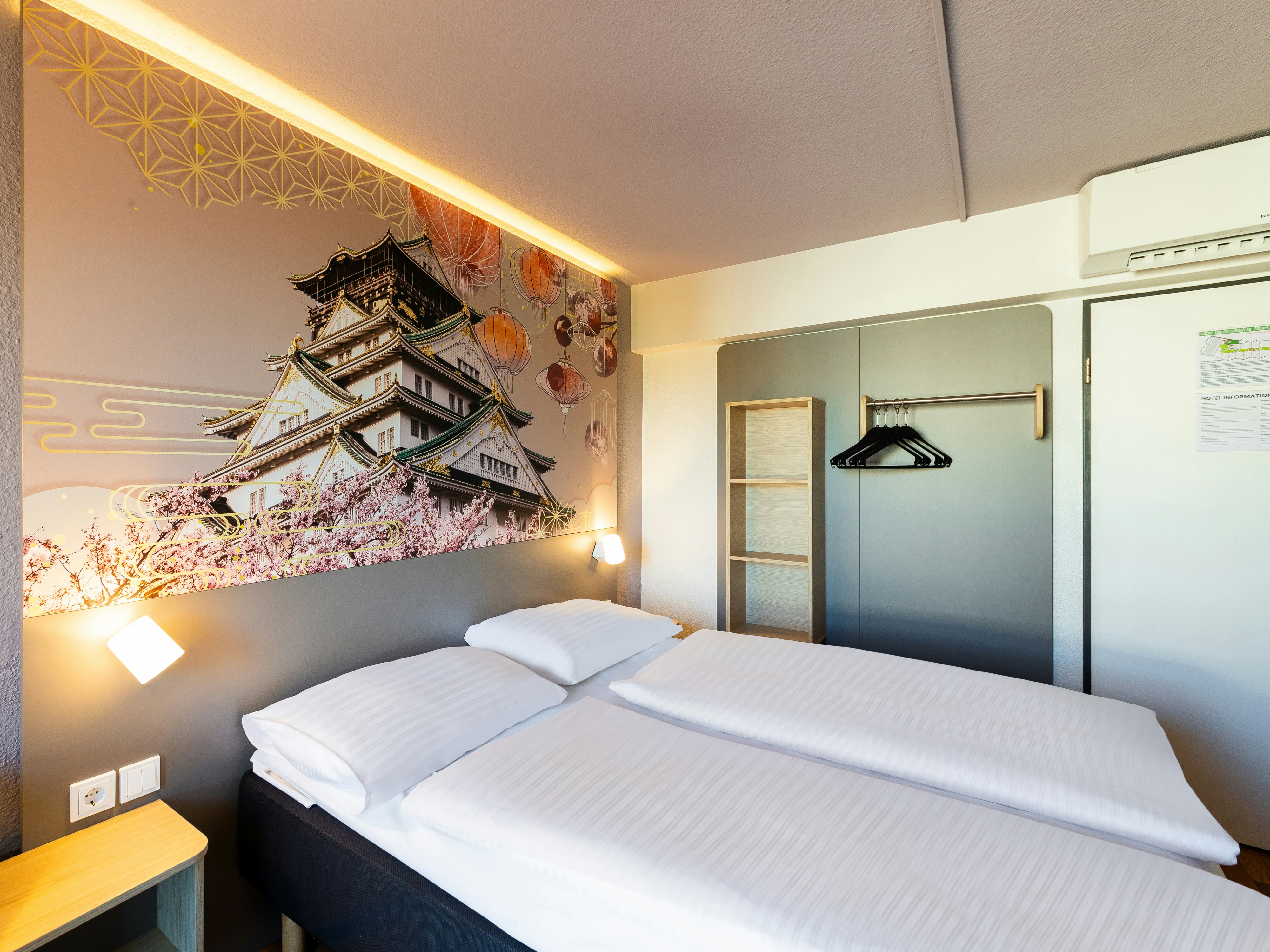 B&B Hotel Düsseldorf - Mitte 12/30