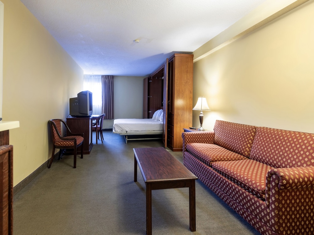 Americas Best Value Inn Springfield - Mansion View 31/47