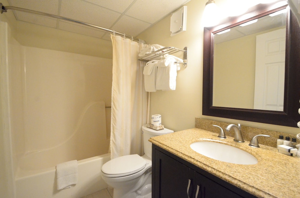 Coastal Palms Inn &amp; Suites 46/50