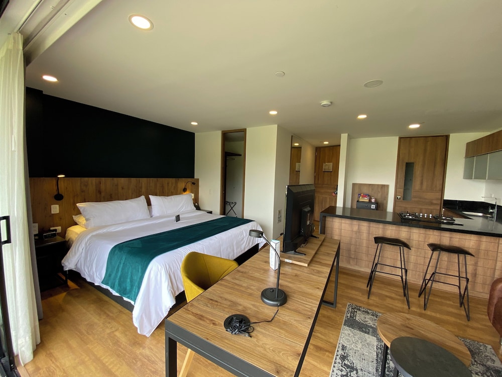 Junior Suite, King Bed, Sofa