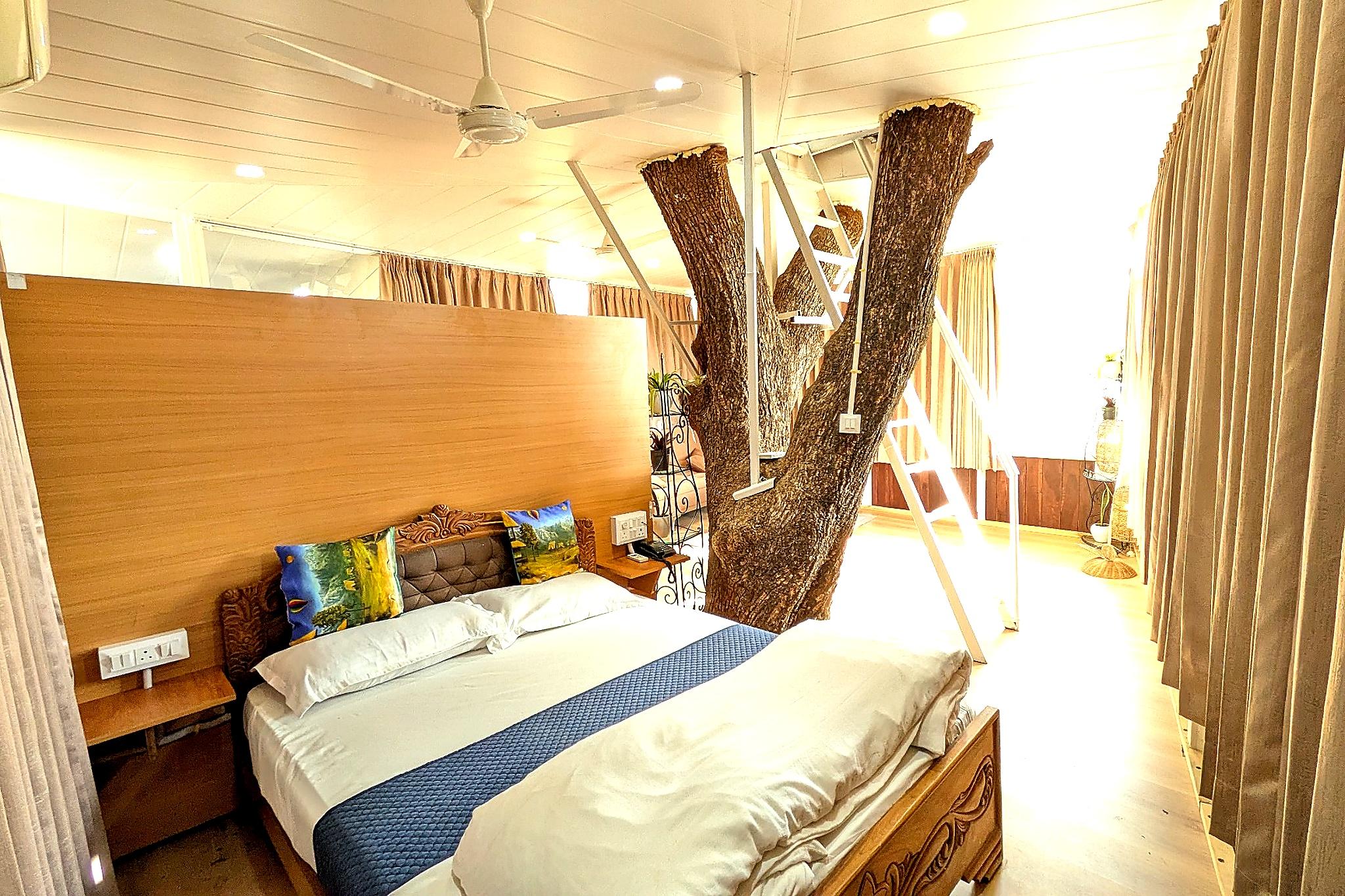 Tree House