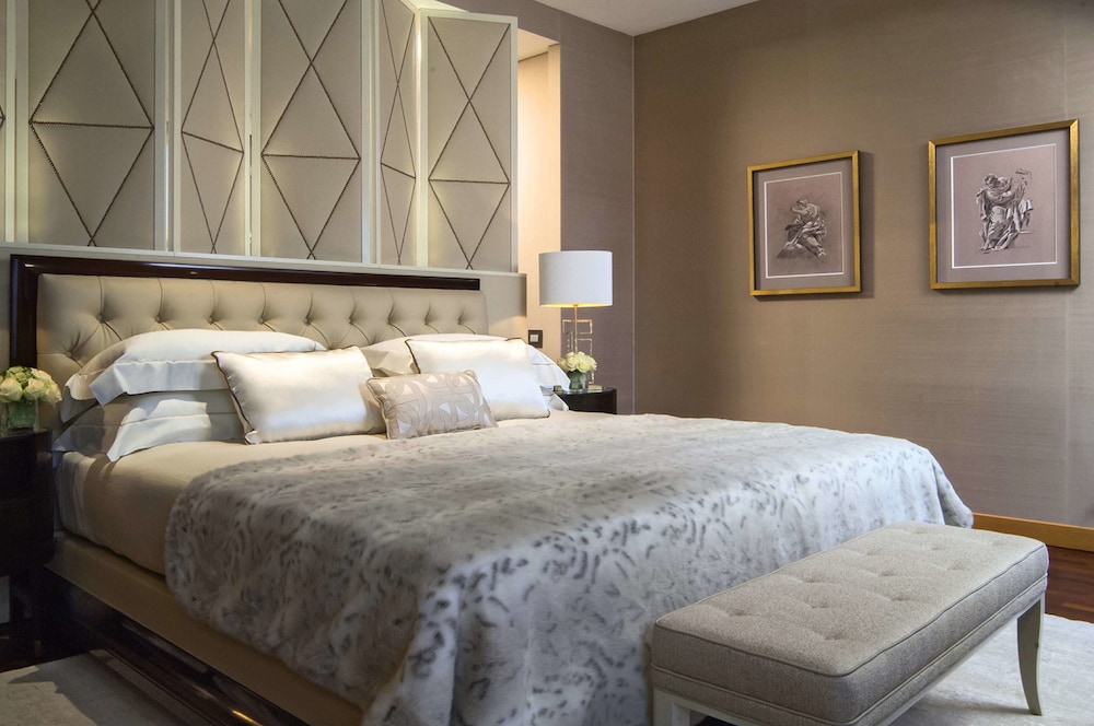 Four Seasons Hotel Milano 11/56