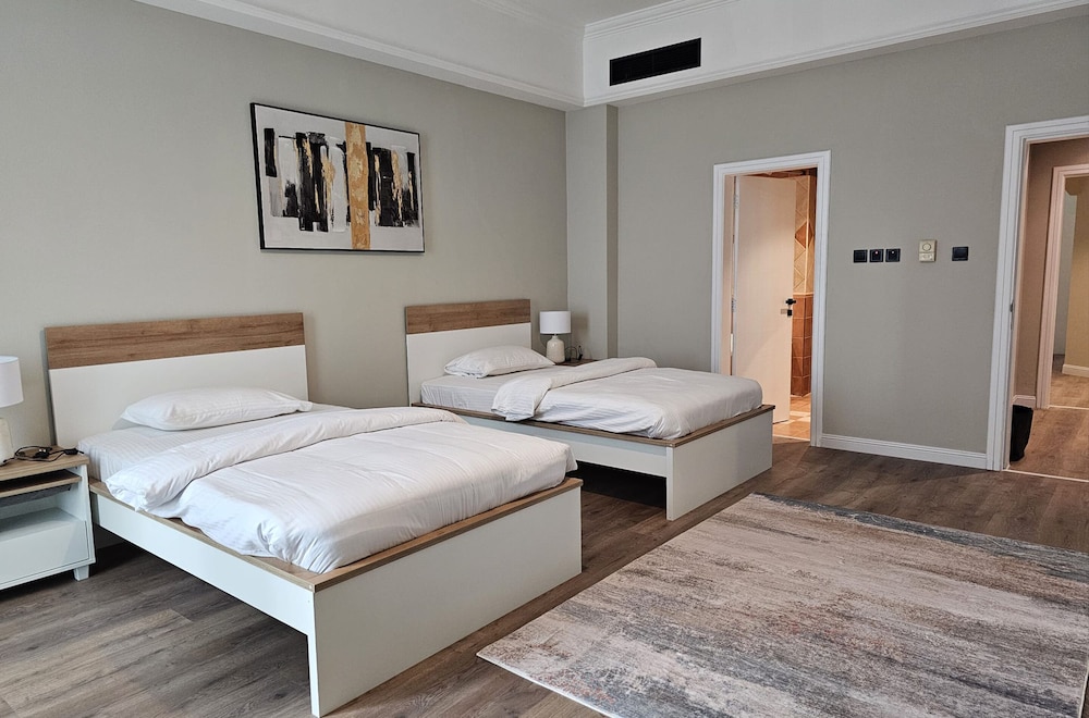 AL FARIS SUITE 2 14/50
