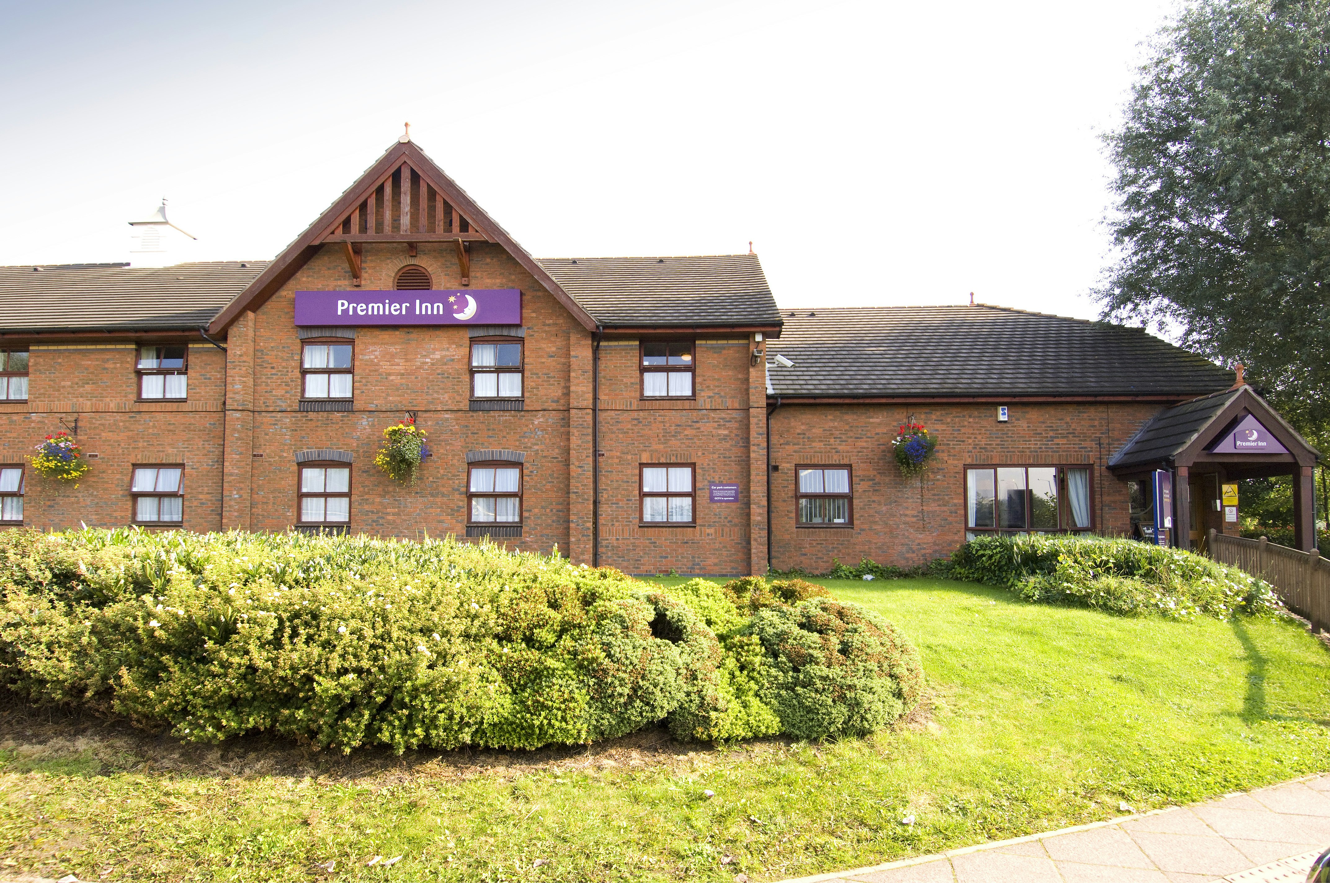 Premier Inn West Bromwich 21/25