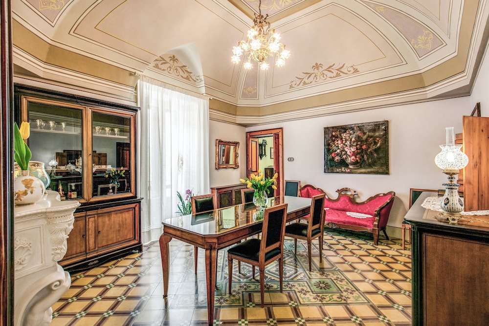 Stunis Charme B&B 30/50