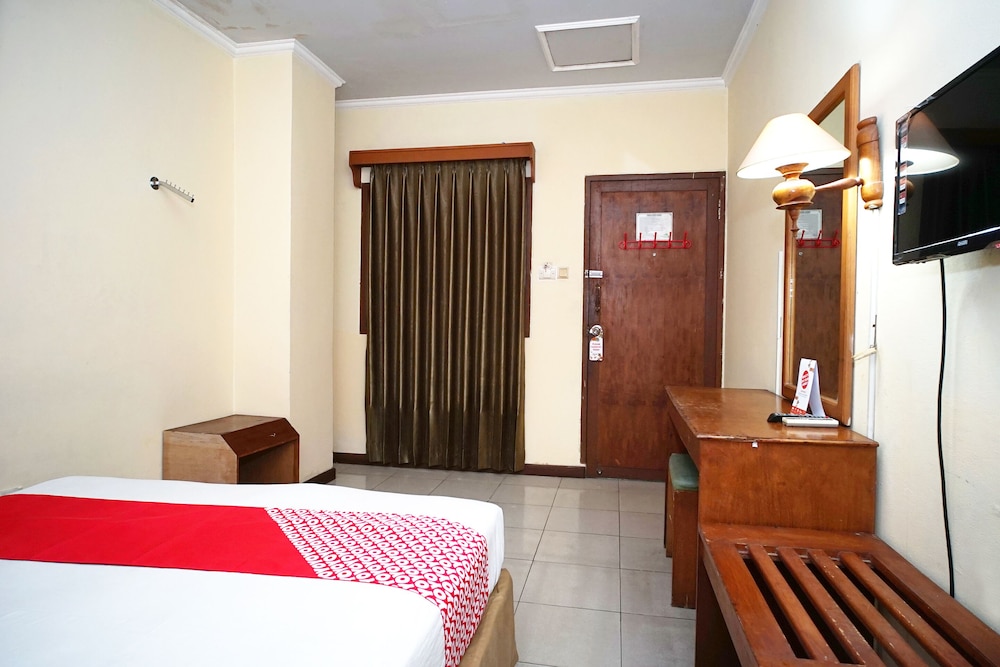 OYO 2015 Bandara Hotel Balikpapan 16/46