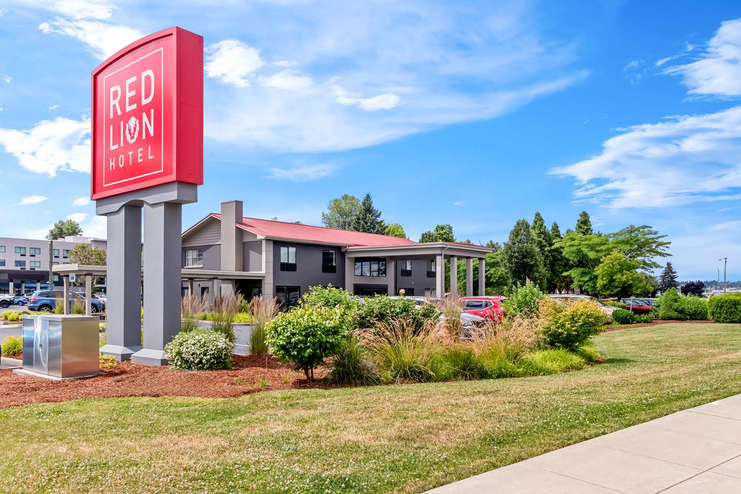 Red Lion Hotel Portland Airport 32/33