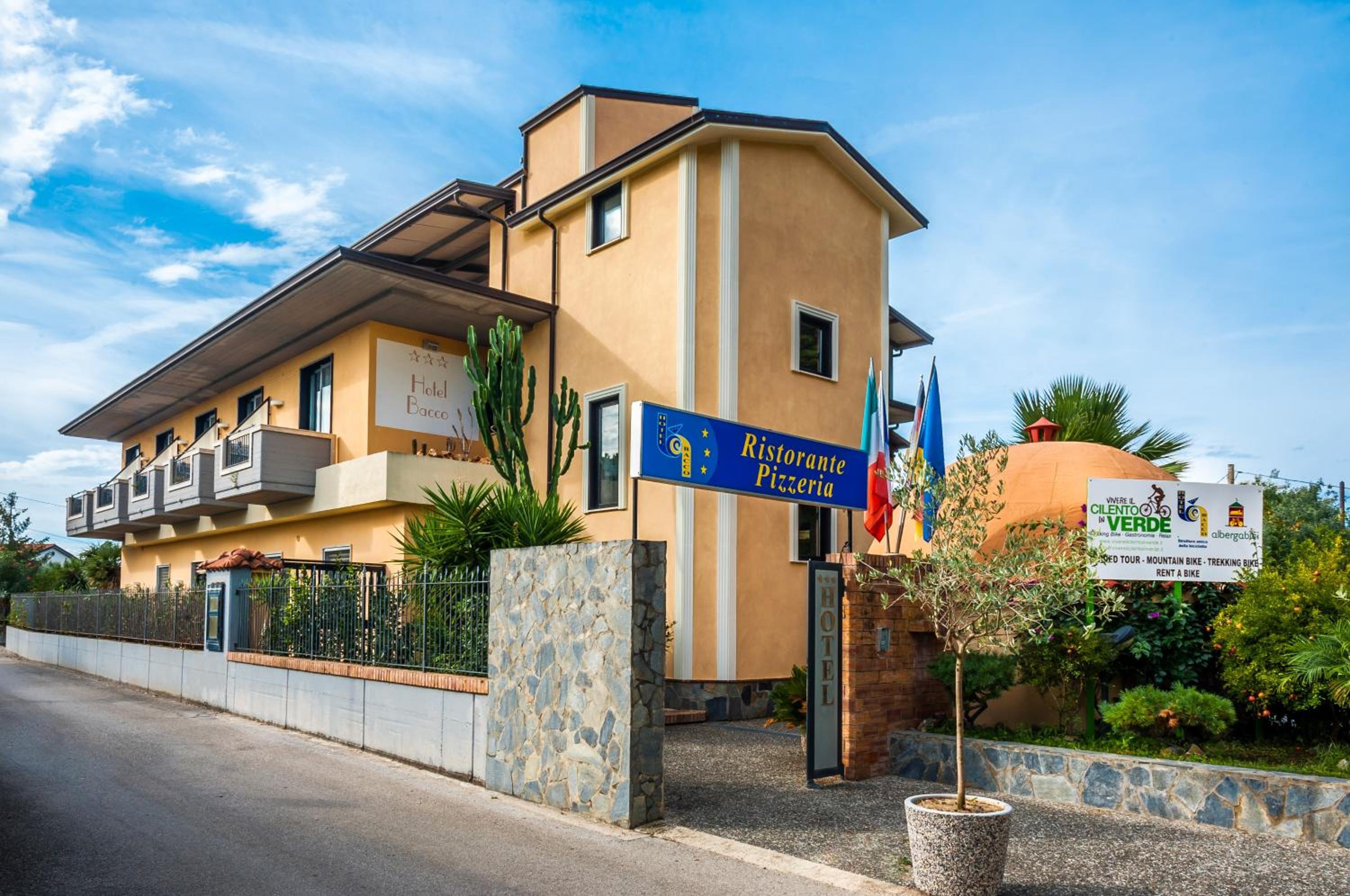 HOTEL BACCO 64/77