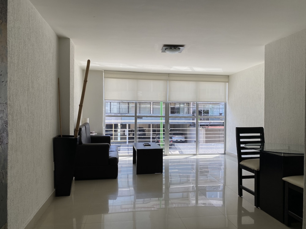 Grupo Kings Suites Chimborazo 567 15/23