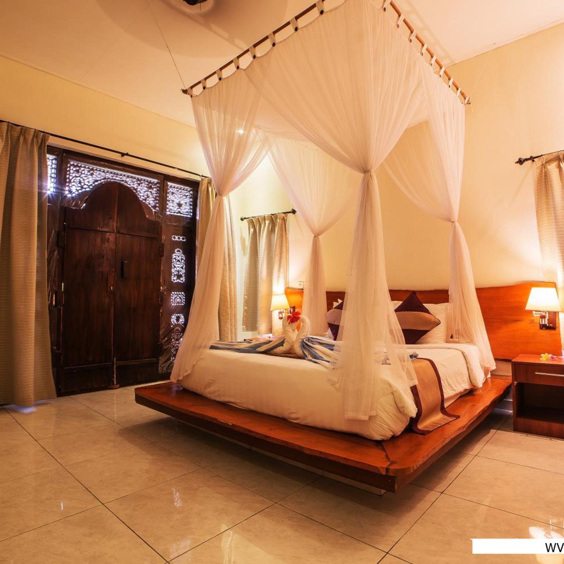 Warisan Villa 4/50