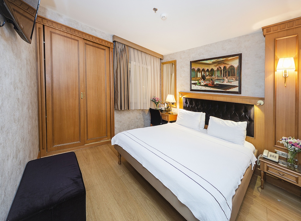 Aprilis Hotel 9/50