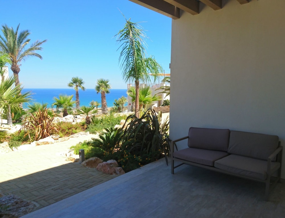 La Blanca Resort 16/50