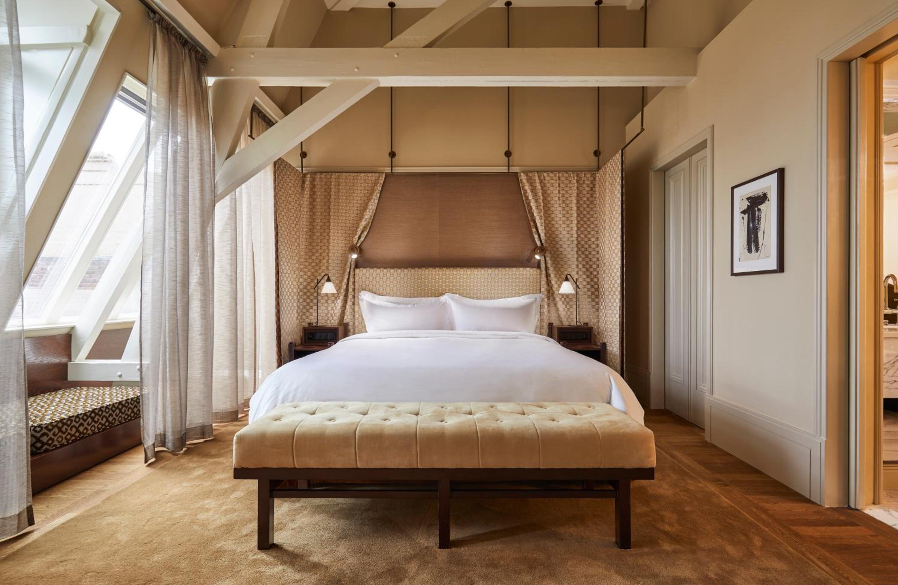 Presidential, Loft, Suite, Queen Bed