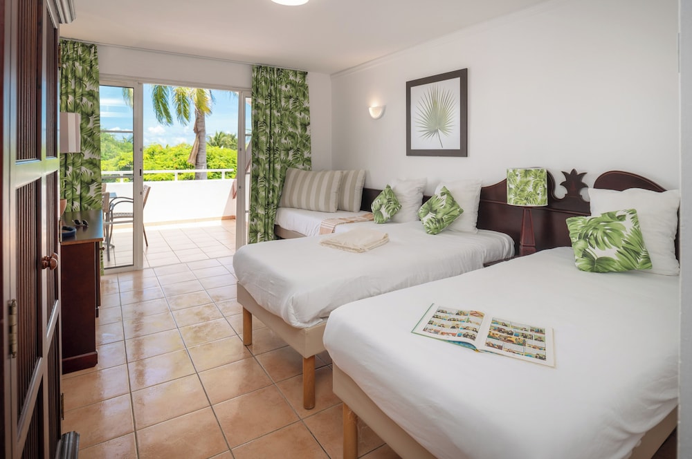Pierre Vacances Sainte Anne Holiday Village 12/50