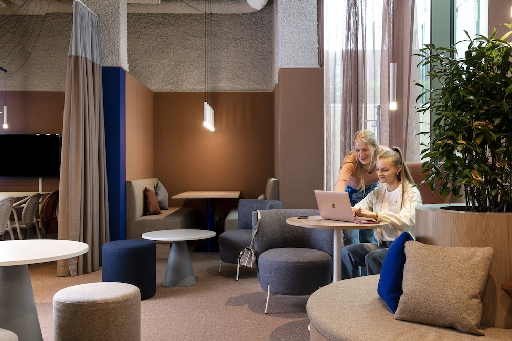 Ibis Budget Gent Centrum Dampoort 37/63