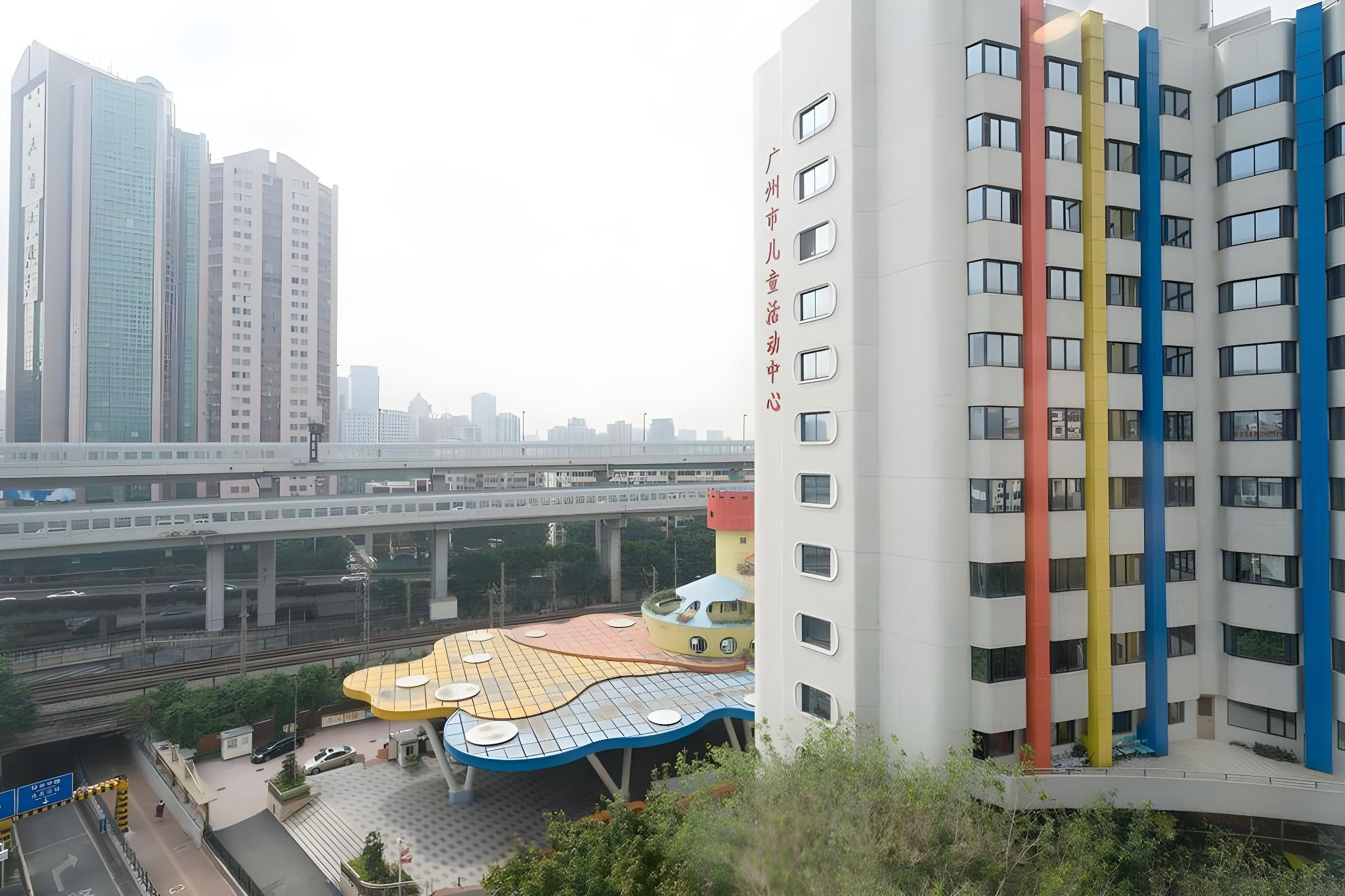 Vienna Hotel (Guangzhou railway station & Xiaobei subway station) 8/48