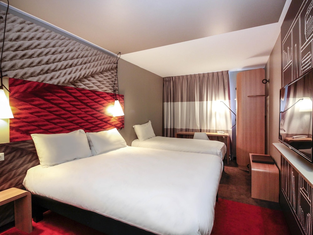 Ibis Cahors 10/50