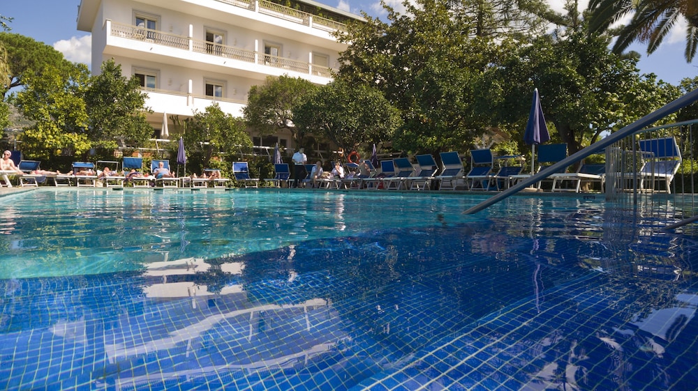 Hotel Alpha in SANT AGNELLO
