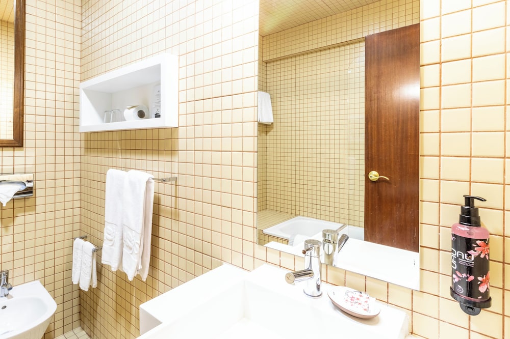 غرفة كومفورت بسرير كينج، Hotel AS Lisboa 7/7