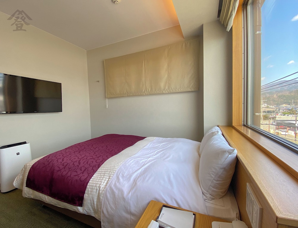Standard, Double Bed, Corner