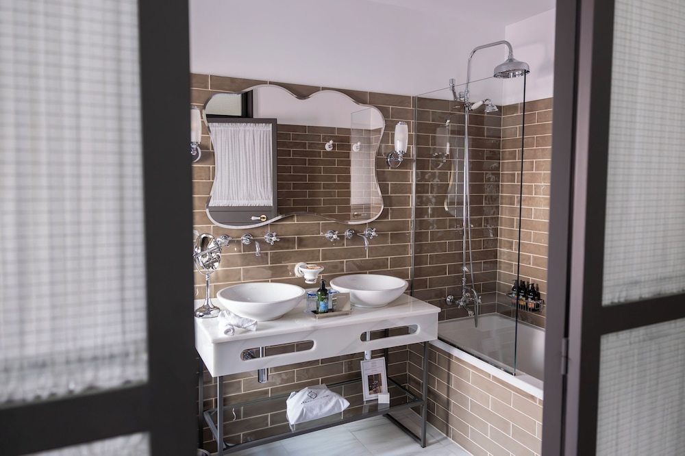 Hotel Gravina 51 58/59