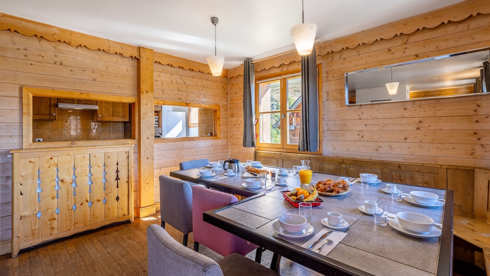 LES CHALETS DE L ALTIPORT 28/50